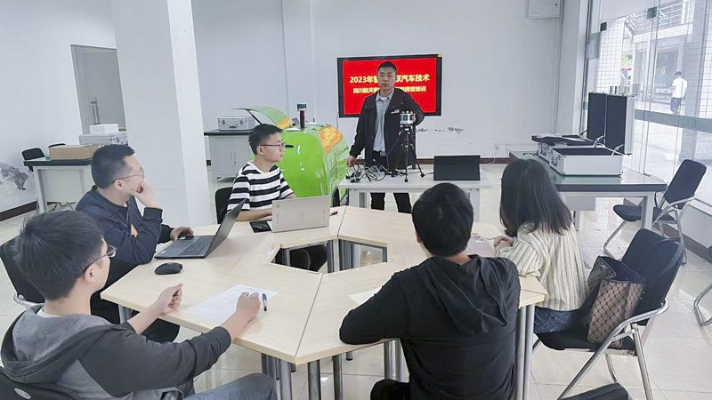 Python少儿编程入门年龄要求