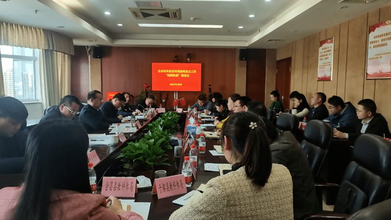 实操课程内容与线上课程对比：实操与虚拟的碰撞